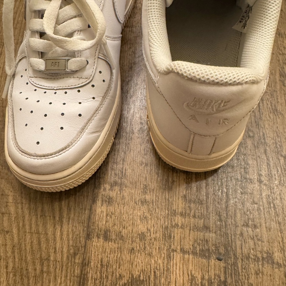 Nike White Sneakers Adult - Picture 3 of 3